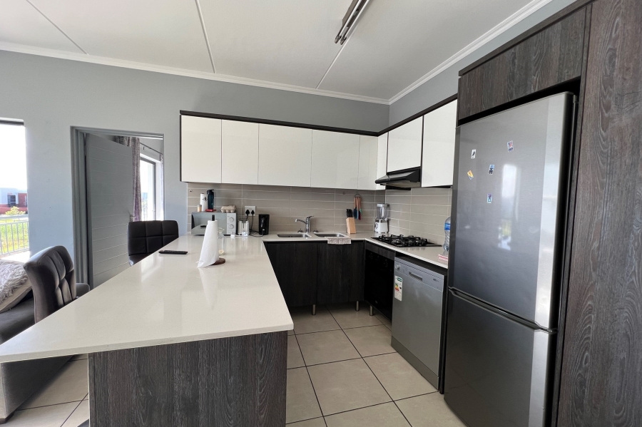 1 Bedroom Property for Sale in Sandown Western Cape